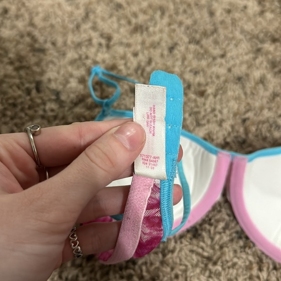 PINK Victoria's Secret Pink and Blue Bra - Picture 6 of 6